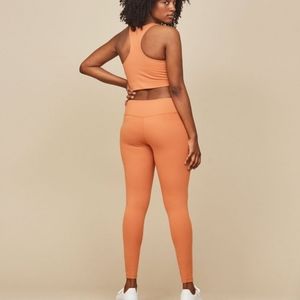 NWT Apricot Girlfriend Collective leggings
